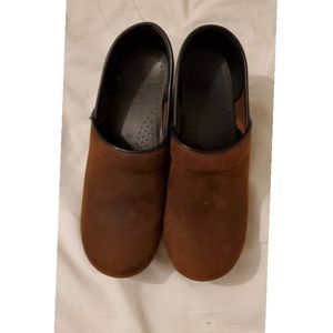 Dansko clog size 39